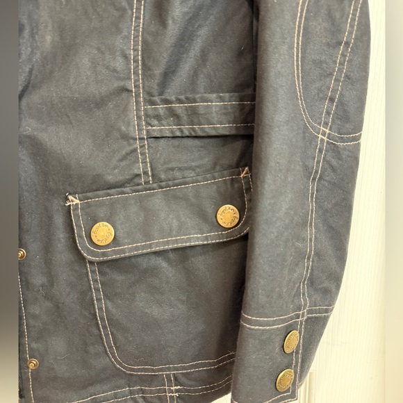 Boden Waxed canvas Jacket with Stitch Details, size 12 is different for Boden! - Picture 8 of 9